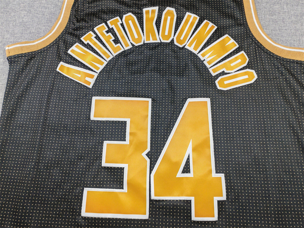 Men's Milwaukee Bucks Giannis Antetokounmpo #34 Black Select Series Swingman Jerseys