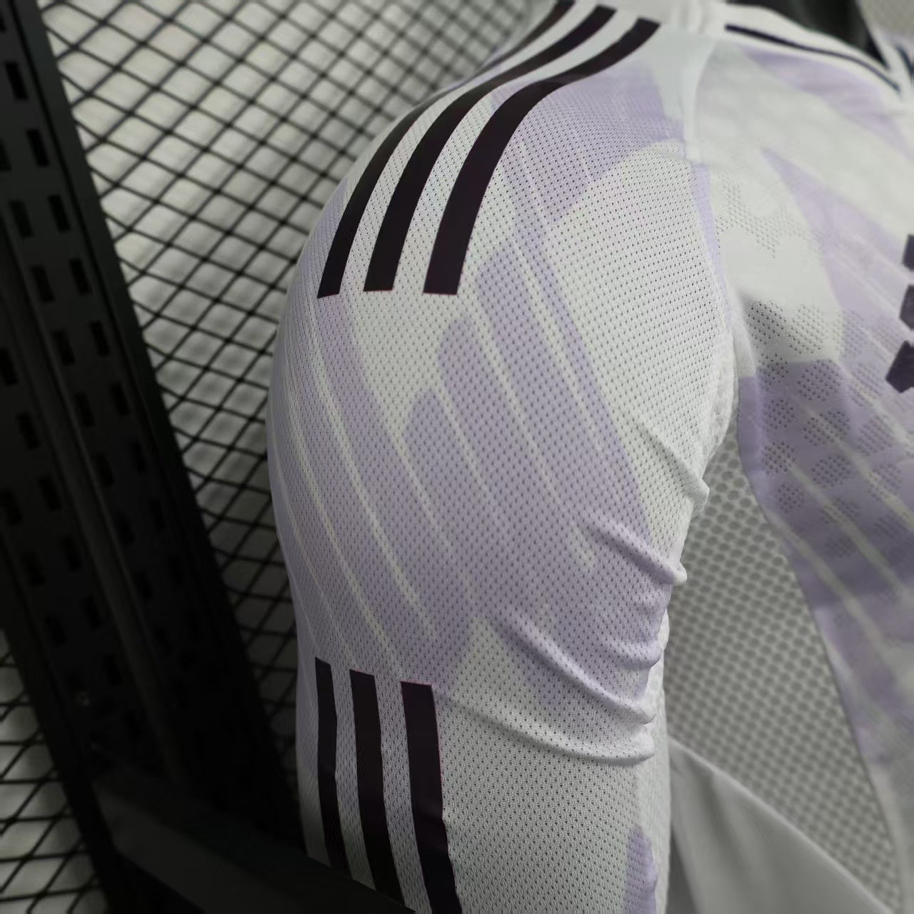 2025-26 Manchester City Long Sleeve Player Edition Jersey - Men
