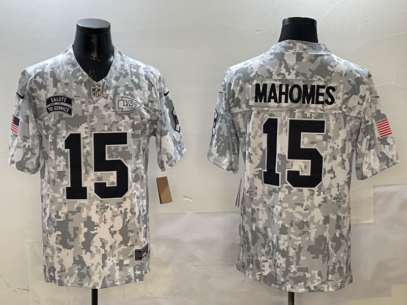 Men's Kansas City Chiefs Patrick Mahomes #15 Arctic Camo 2024 Salute to Service Limited Jerseys