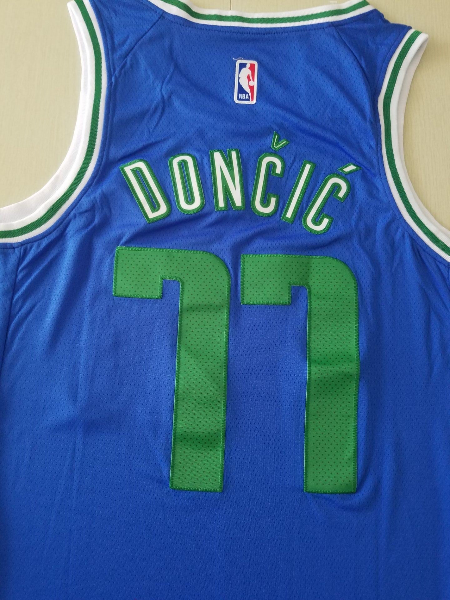 Men's Dallas Mavericks Luka Doncic #77 Blue Classics Swingman Jerseys