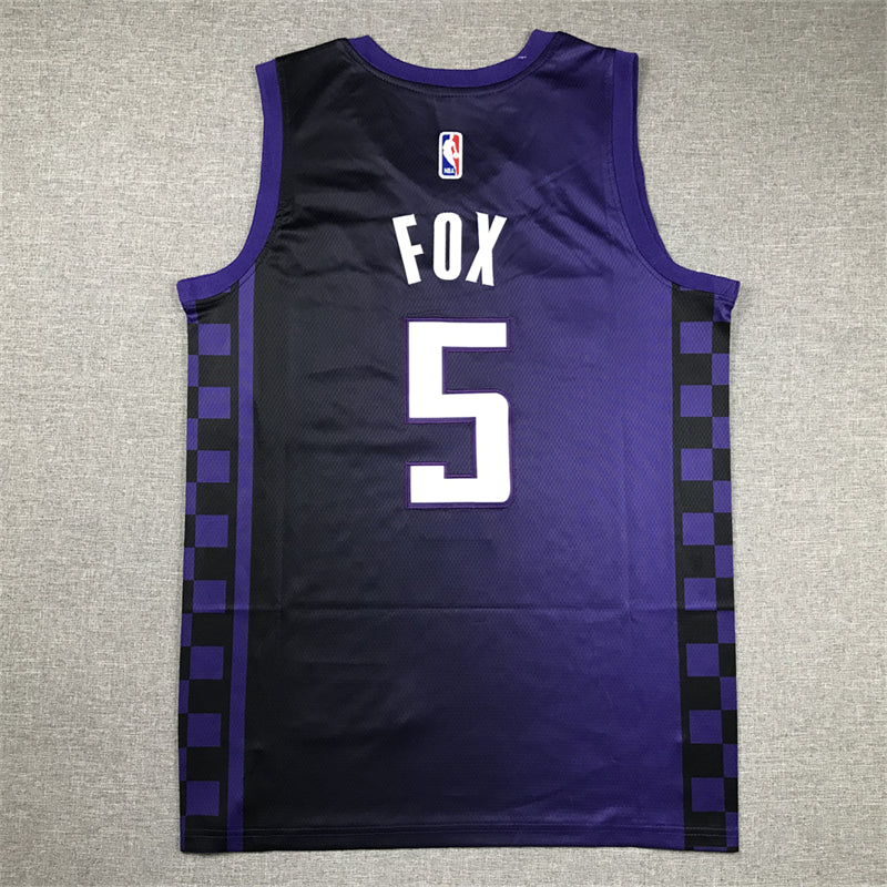 Men's Sacramento Kings De'Aaron Fox #5 Purple Swingman Jerseys - Statement Edition