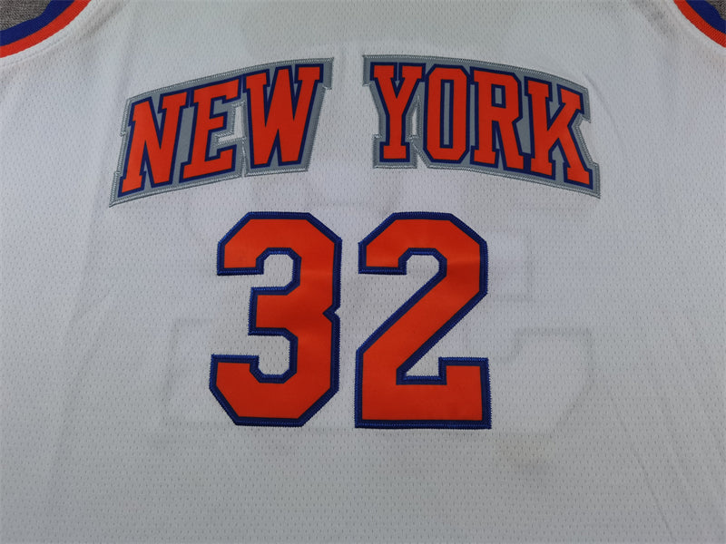 Men's New York Knicks Karl-Anthony Towns #32 White Swingman Jerseys - Association Edition