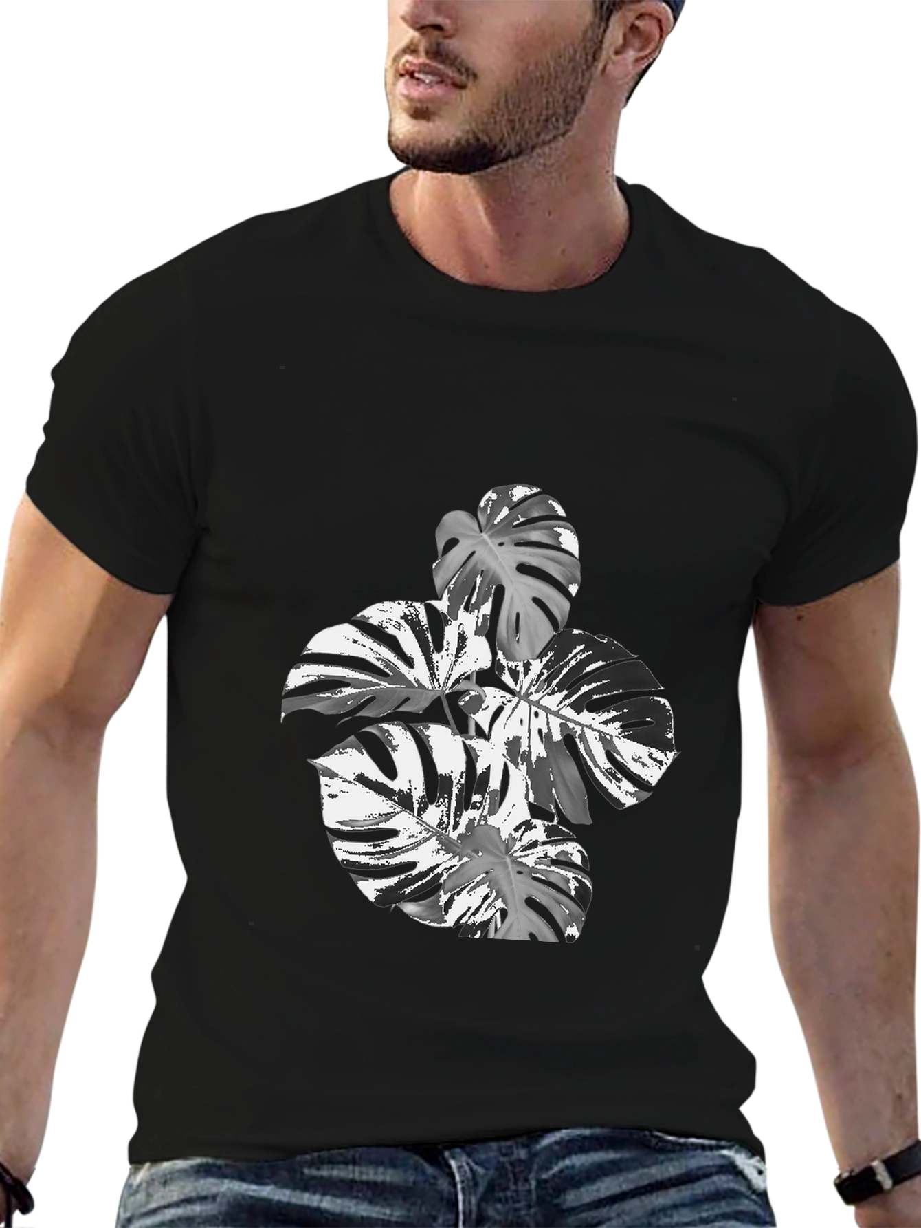 Monstera Leaf Graphic Tee - Stylish Black T-Shirt