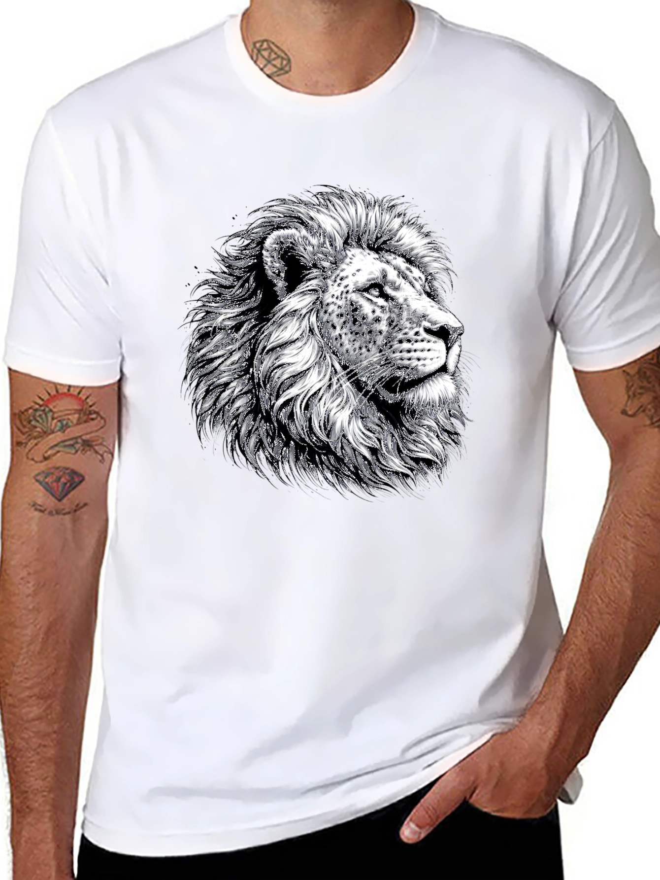 Lion Graphic Tee - Bold Black T-Shirt