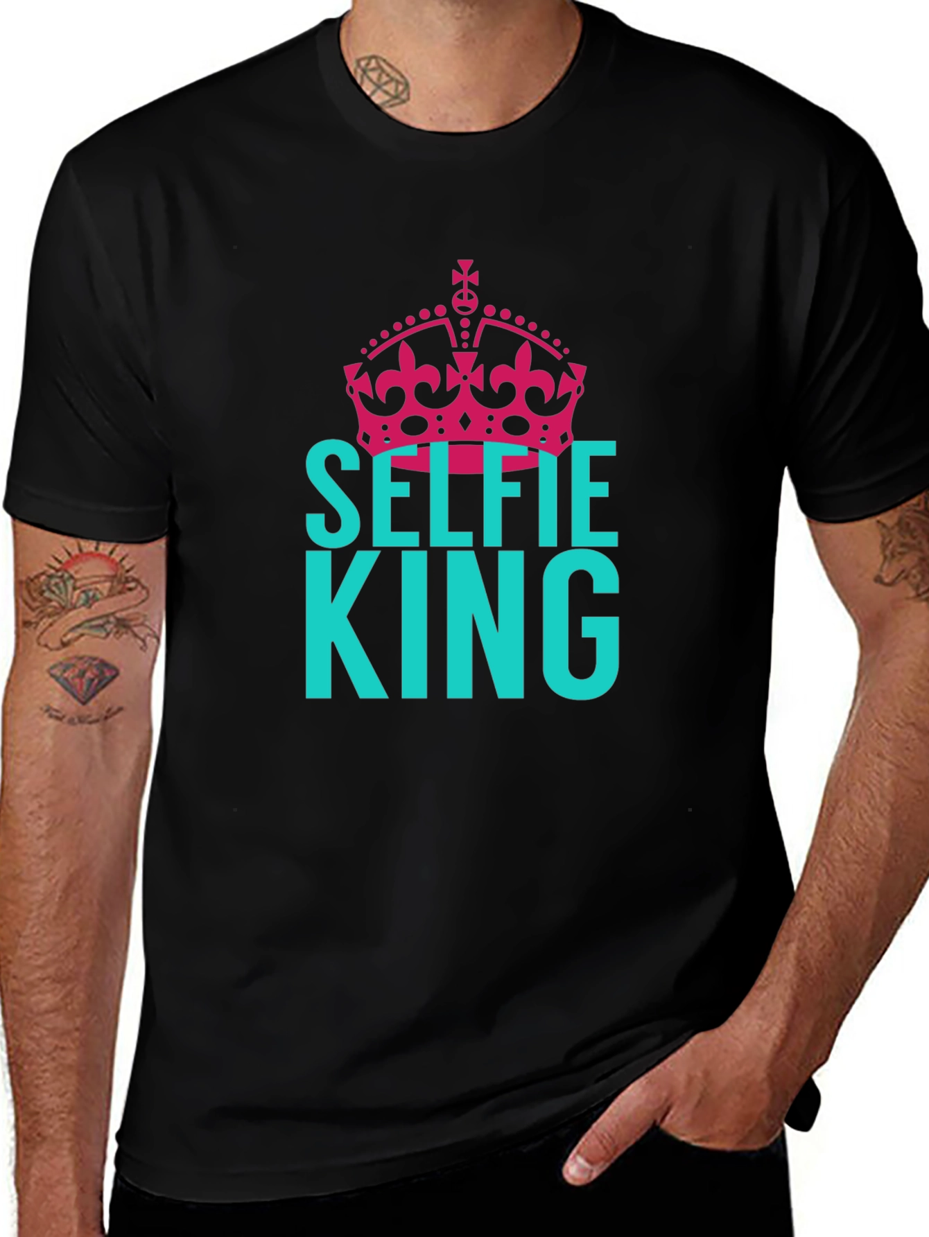 Selfie King Graphic Tee - Cool Design