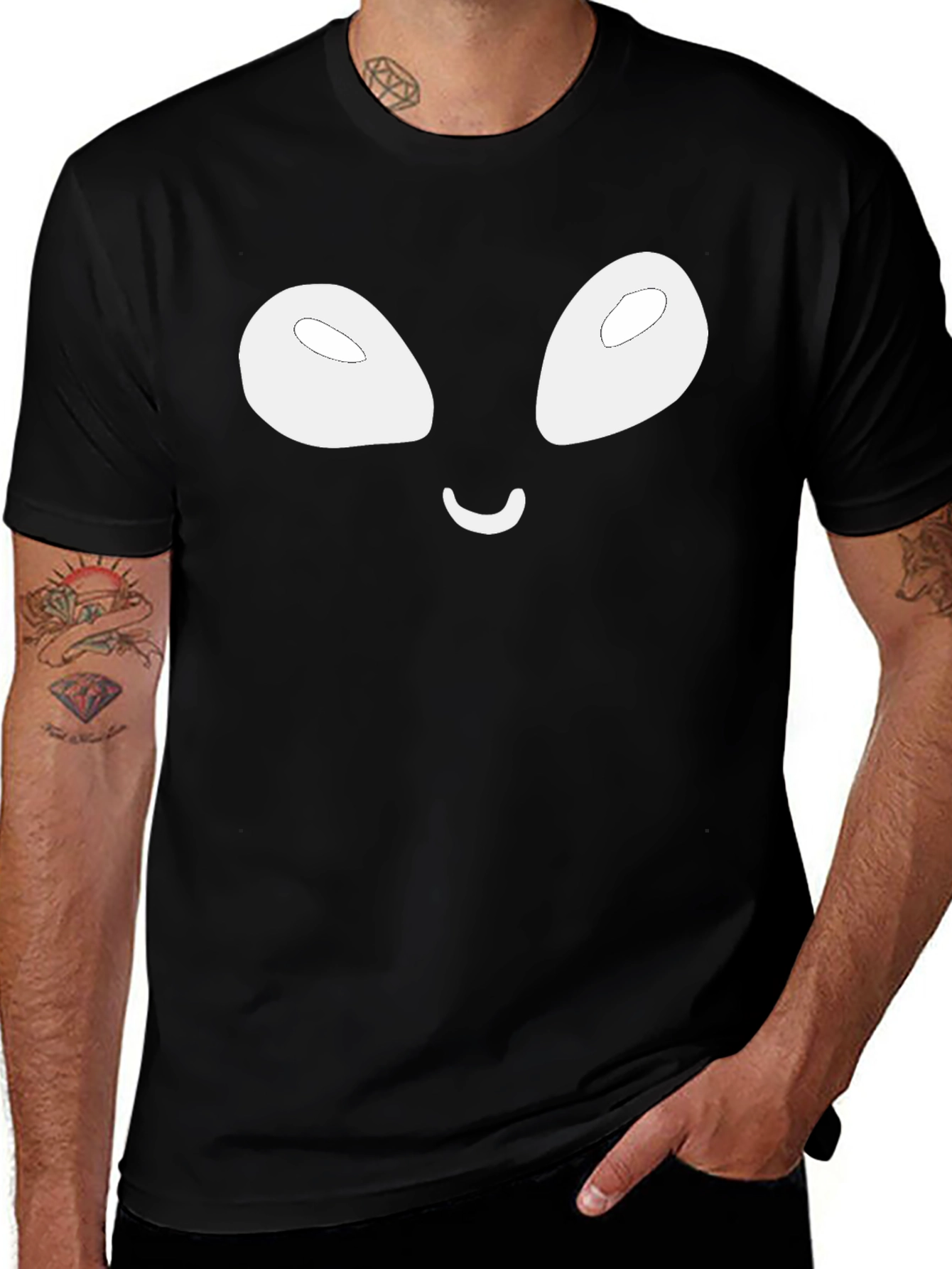 Alien Face Graphic Tee - Casual Black T-Shirt