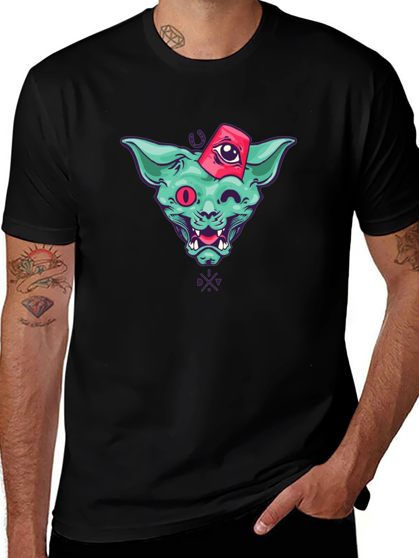Mystic Cat Graphic T-Shirt - Black Cotton Tee