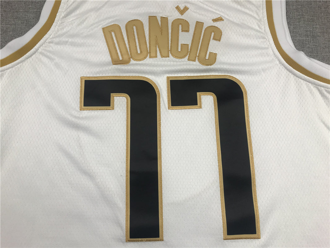Men's Dallas Mavericks Luka Doncic #77 White Replica Jerseys