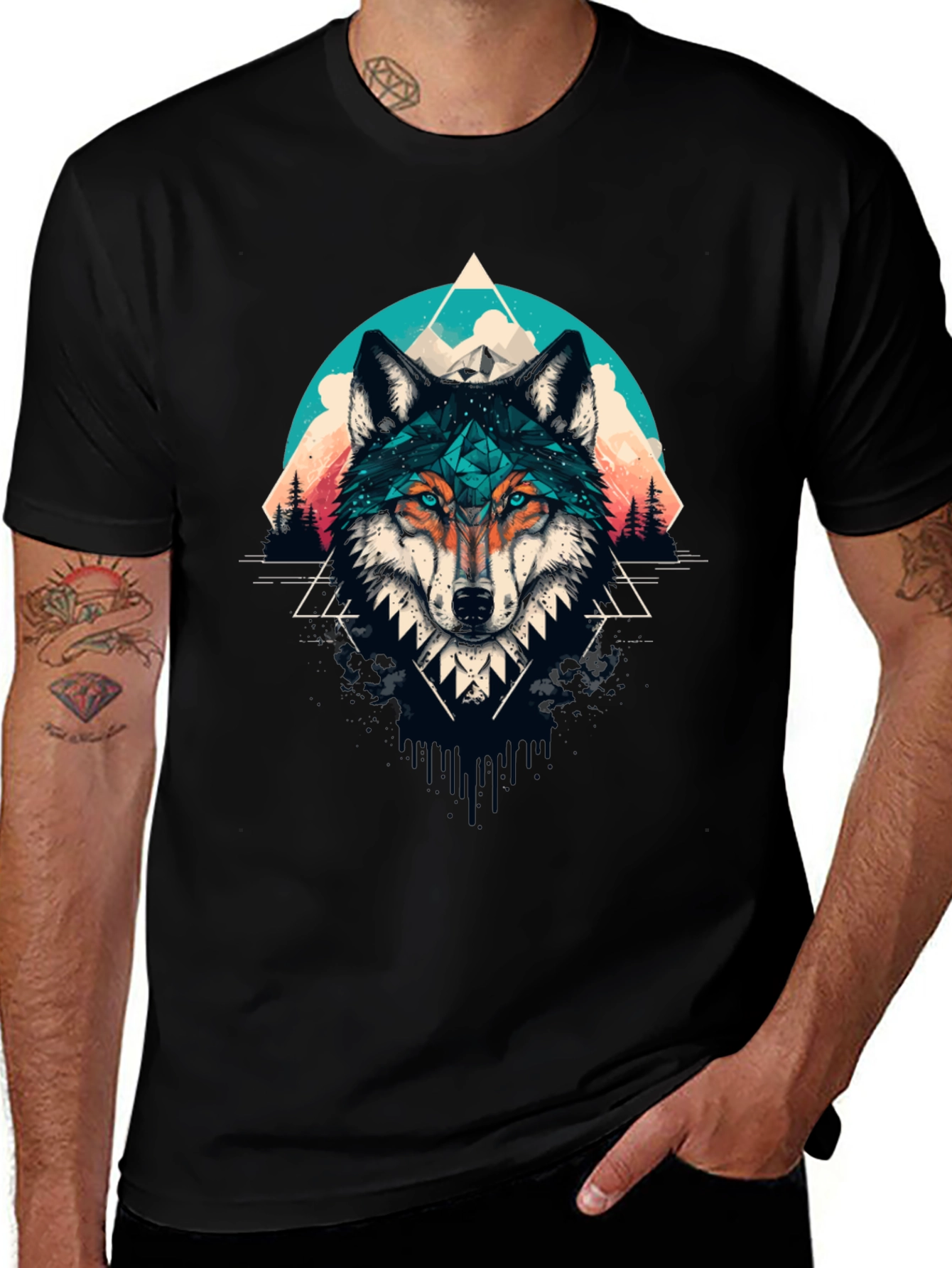Geometric Wolf Graphic Tee - Modern Style