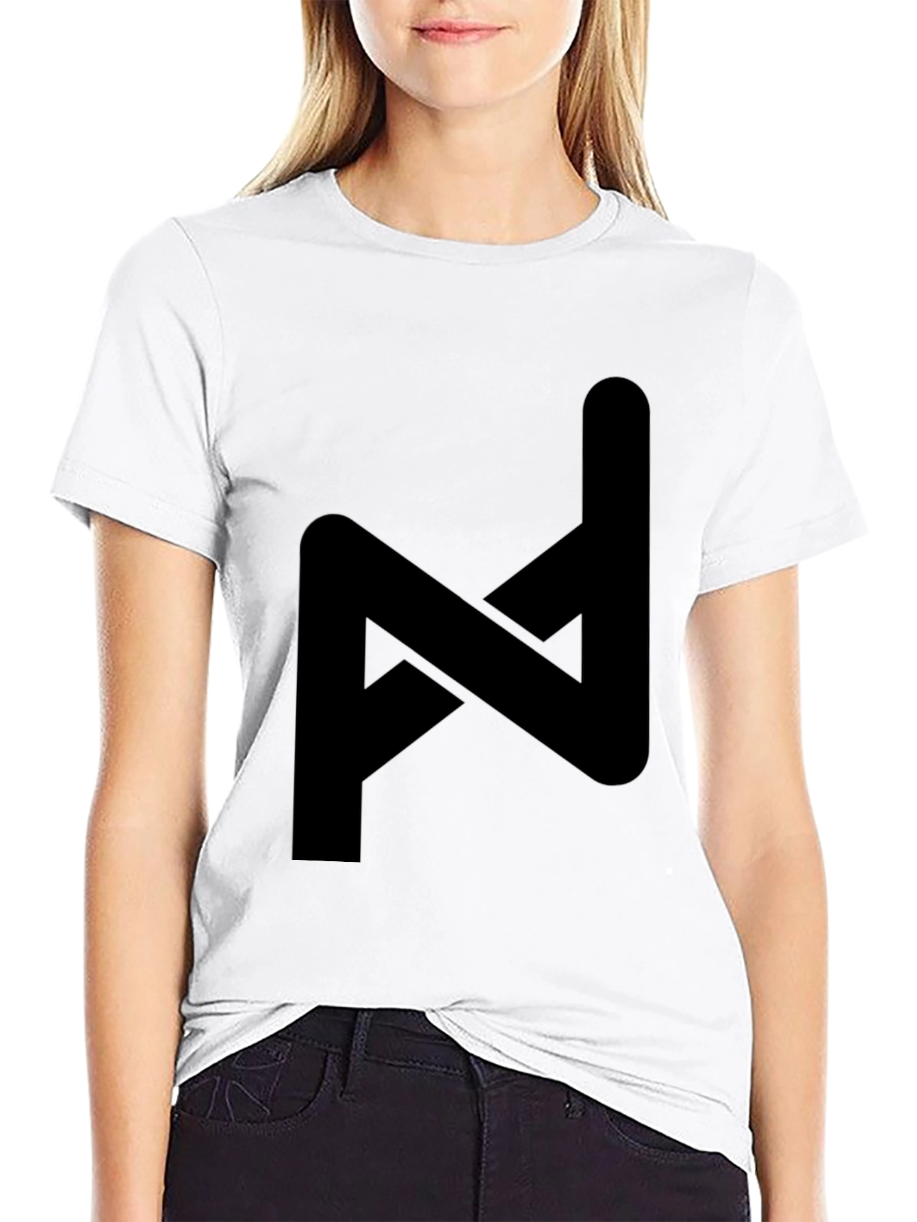 Modern Geometric Black Graphic Tee - Stylish Casual Wear