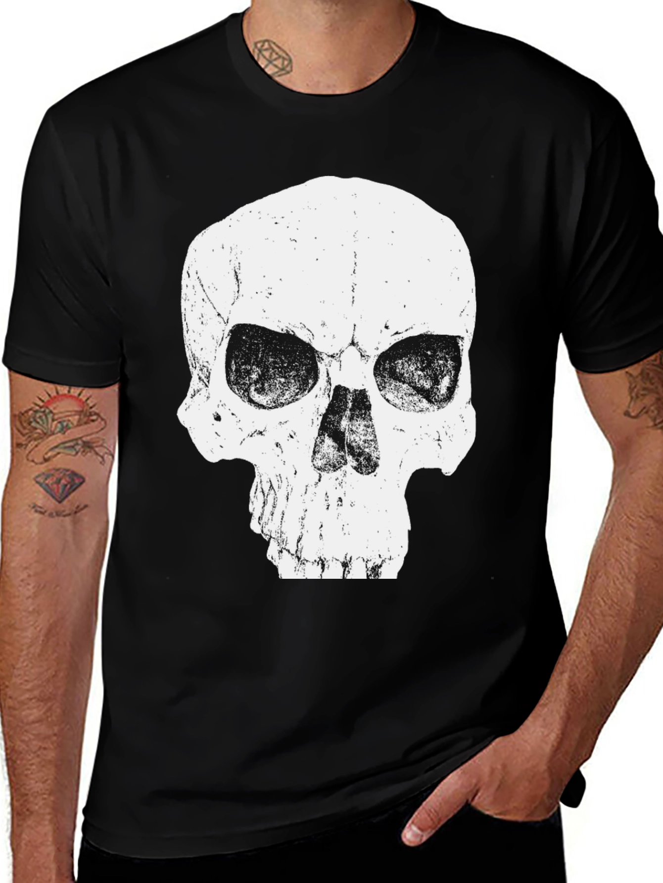 Skull Graphic T-Shirt - Edgy Design